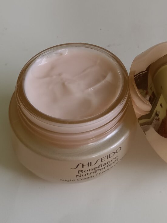 Shiseido - Benefiance NutriPerfect Night Cream - 50 ml - Picture 2 of 2